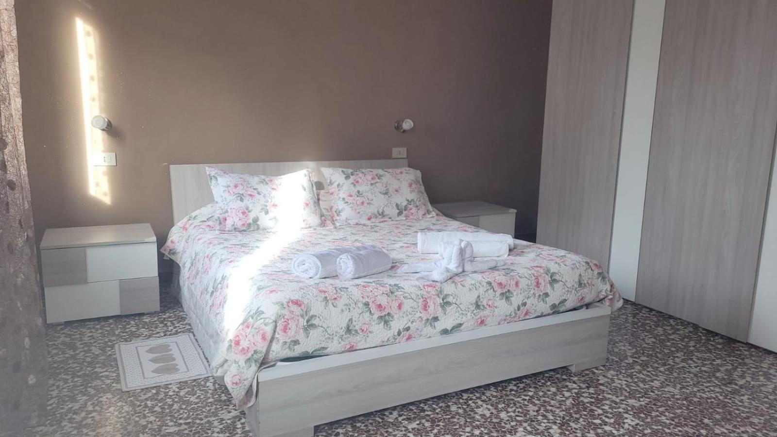 Apartamento Milli Ferrara Exterior foto